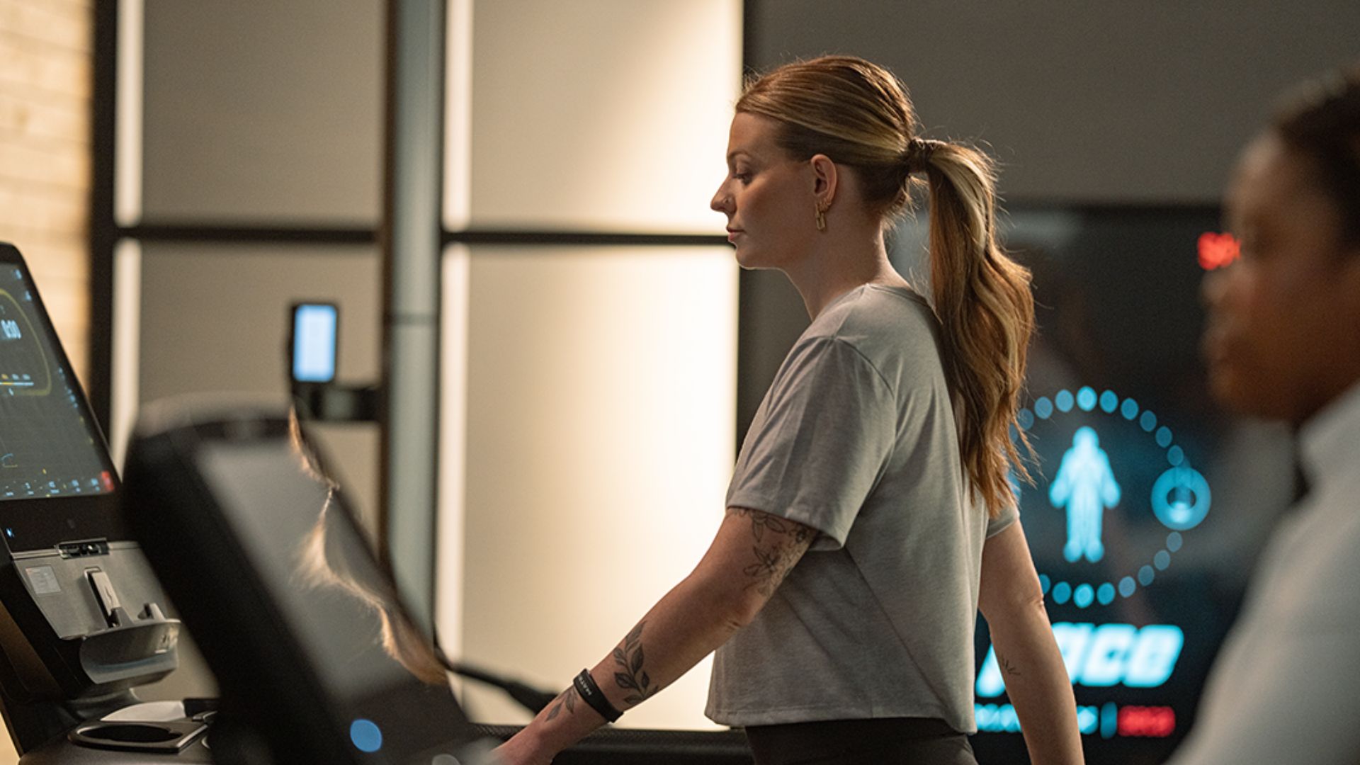 Lady on treadmil